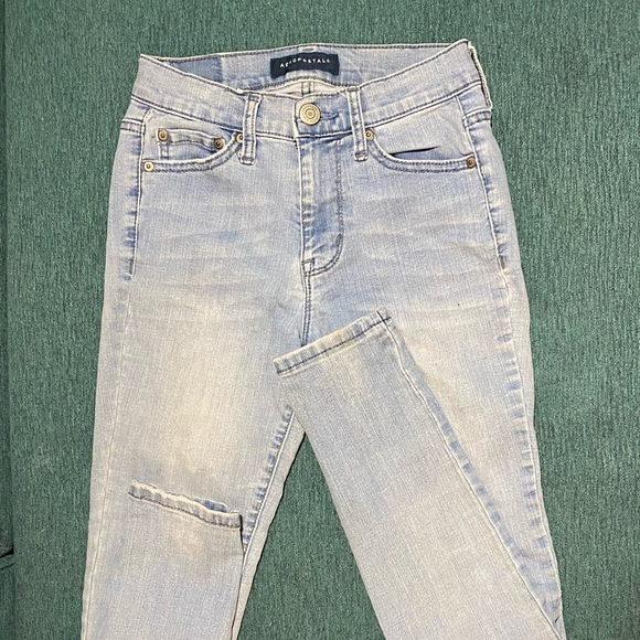 Aeropostale skinny jeans - Picture 2 of 2